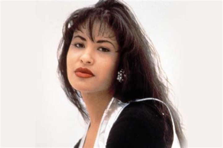 Unveiling The Intriguing Physical Attributes Of Selena Quintanilla